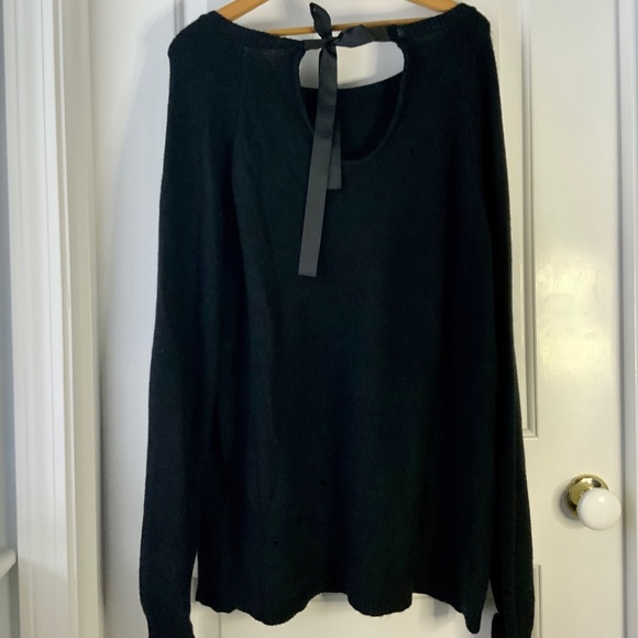 Poof Plus Tie Back Sweater NWOT - Picture 7 of 8